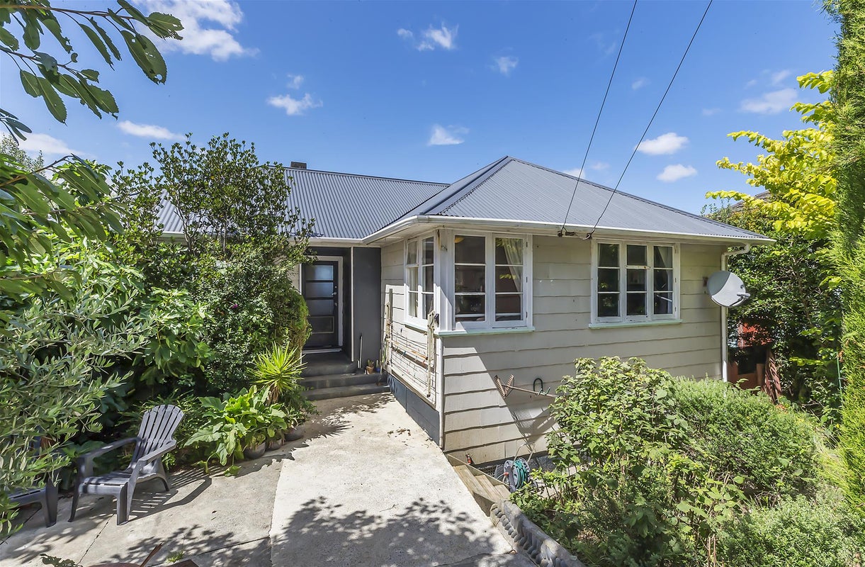 58 Kotuku Street, Elsdon, Porirua - Carousel 1