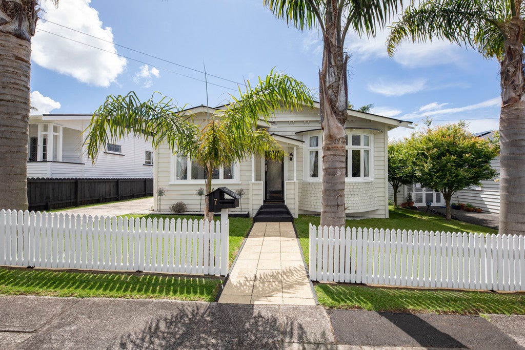 7 Jubilee Avenue, Onehunga, Auckland - Carousel 1