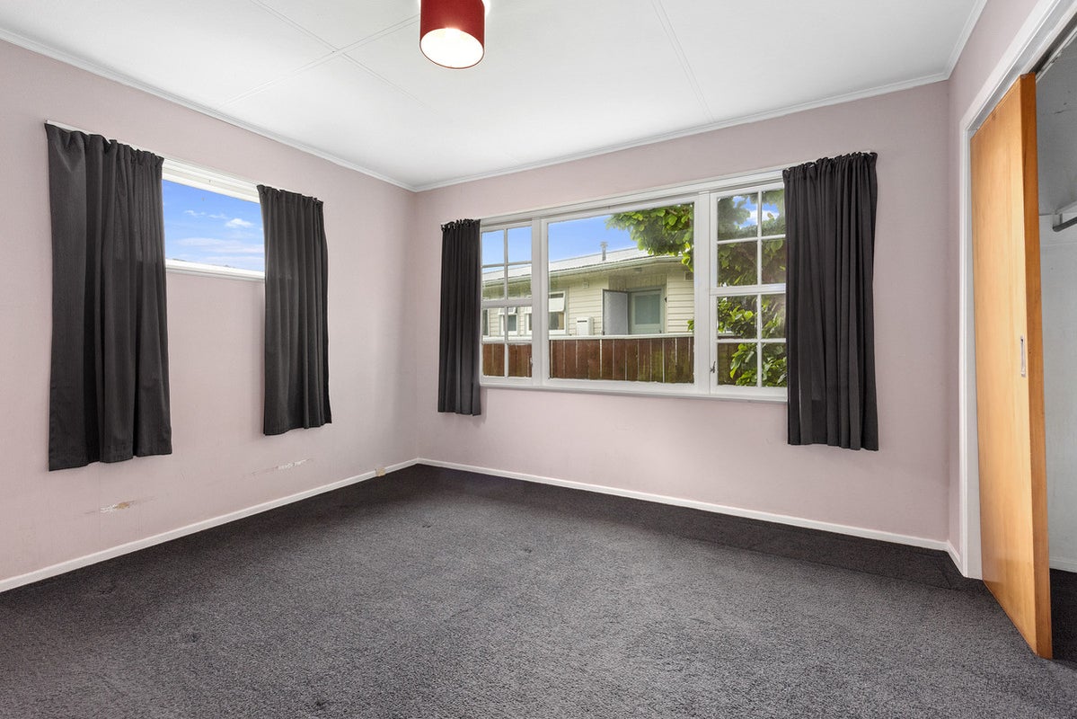 11 Bonnie Glen Crescent, Ebdentown, Upper Hutt - Carousel 16
