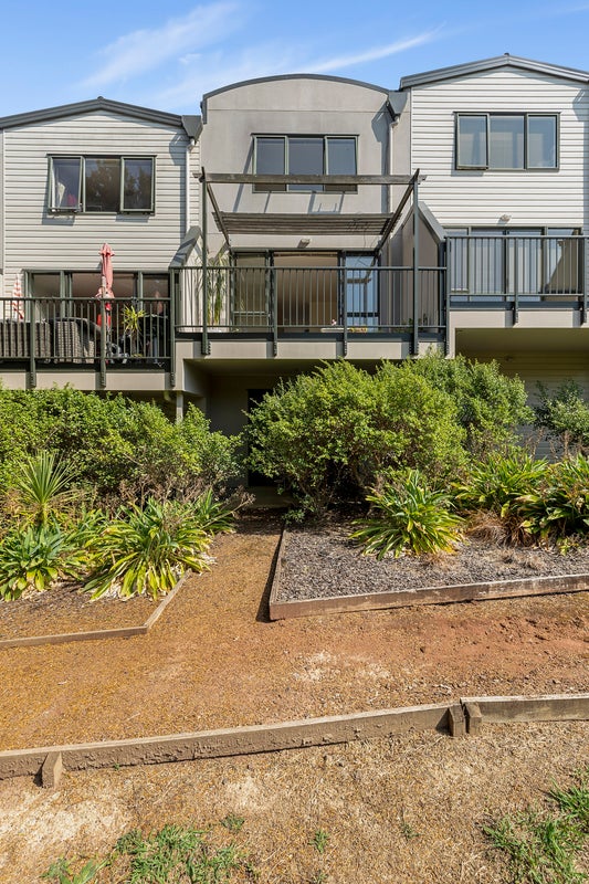 25/8 Flynn Street, Birkdale, Auckland - Carousel 2