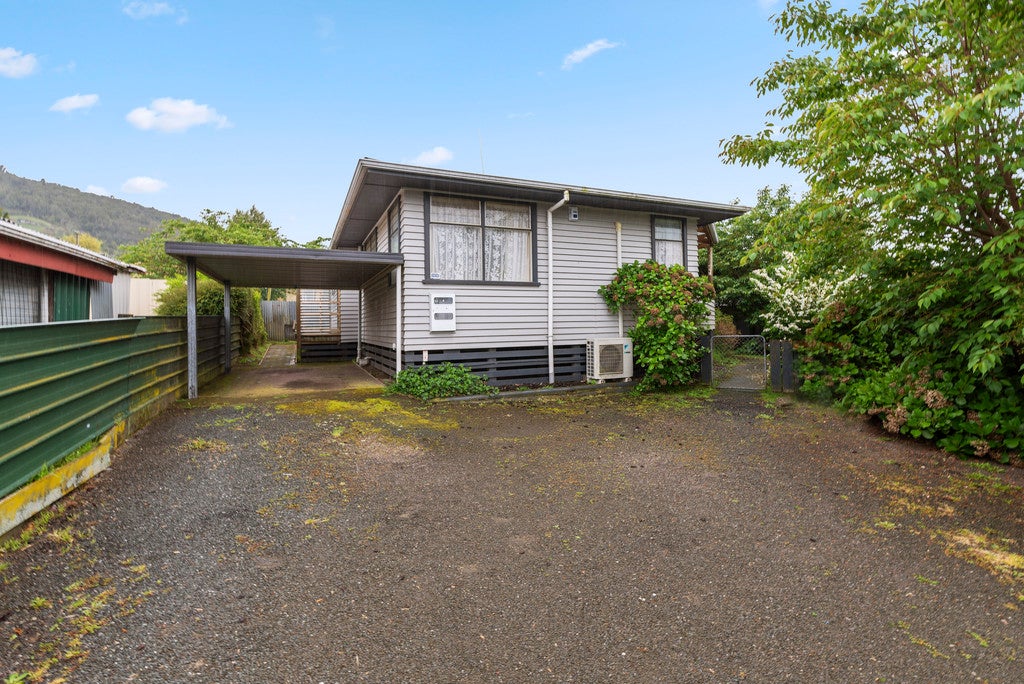 1A Turner Drive, Western Heights, Rotorua - Carousel 1