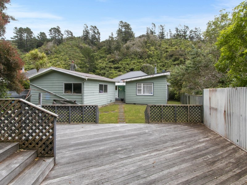 43 Sunny Grove, Wainuiomata, Lower Hutt - Carousel 17