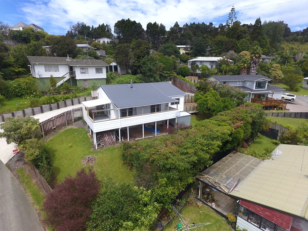 56 Sun Valley, Hatfields Beach, Orewa - Carousel 1