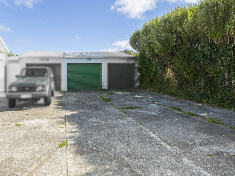 2/5 TOTARA ST, TRENTHAM, UPPER HUTT - Carousel 14