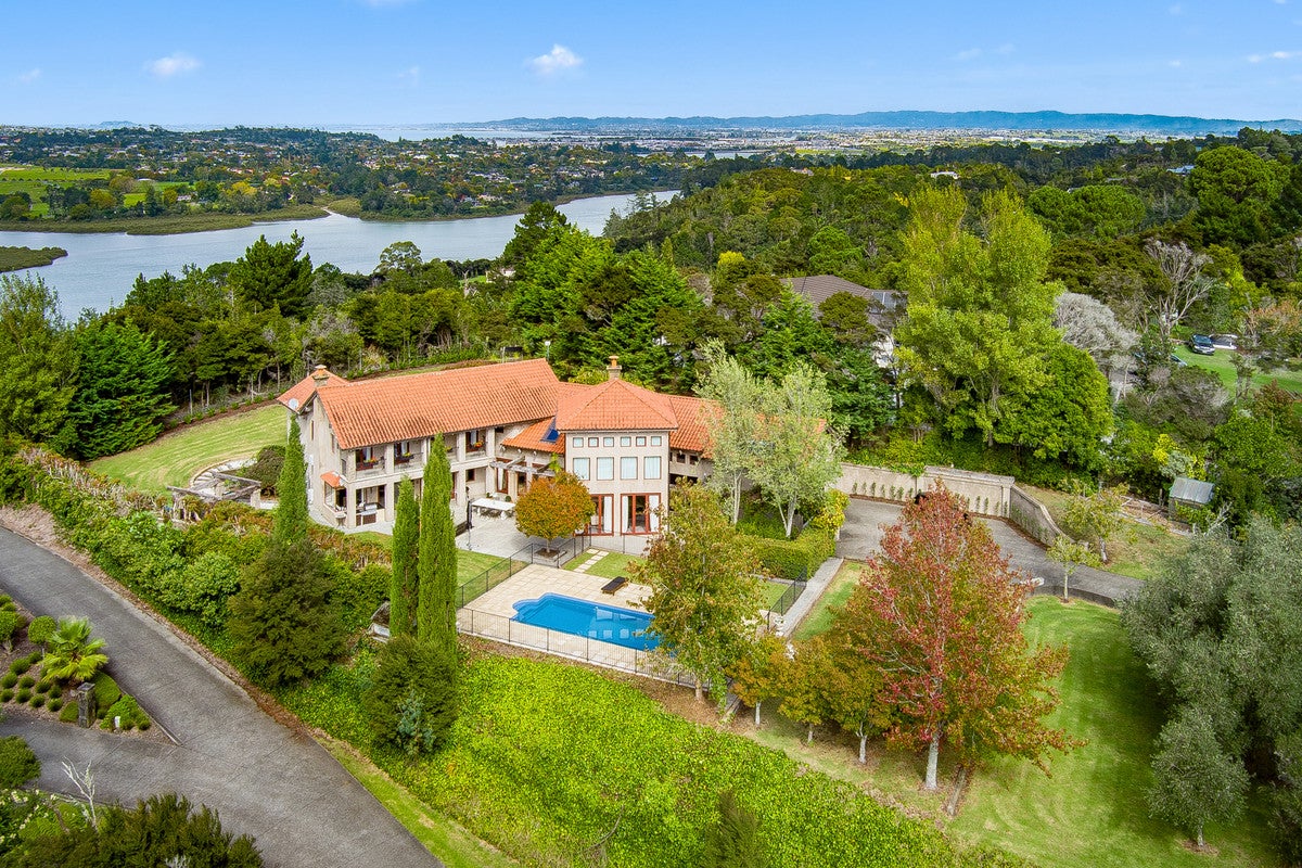 257 Paremoremo Road, Paremoremo, Auckland - Carousel 1