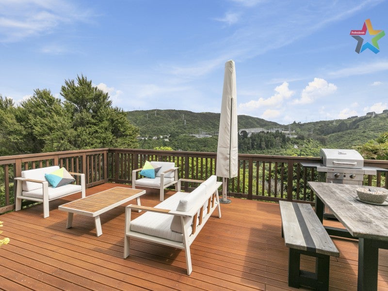 17 Kingsley Street, Stokes Valley, Lower Hutt - Carousel 2