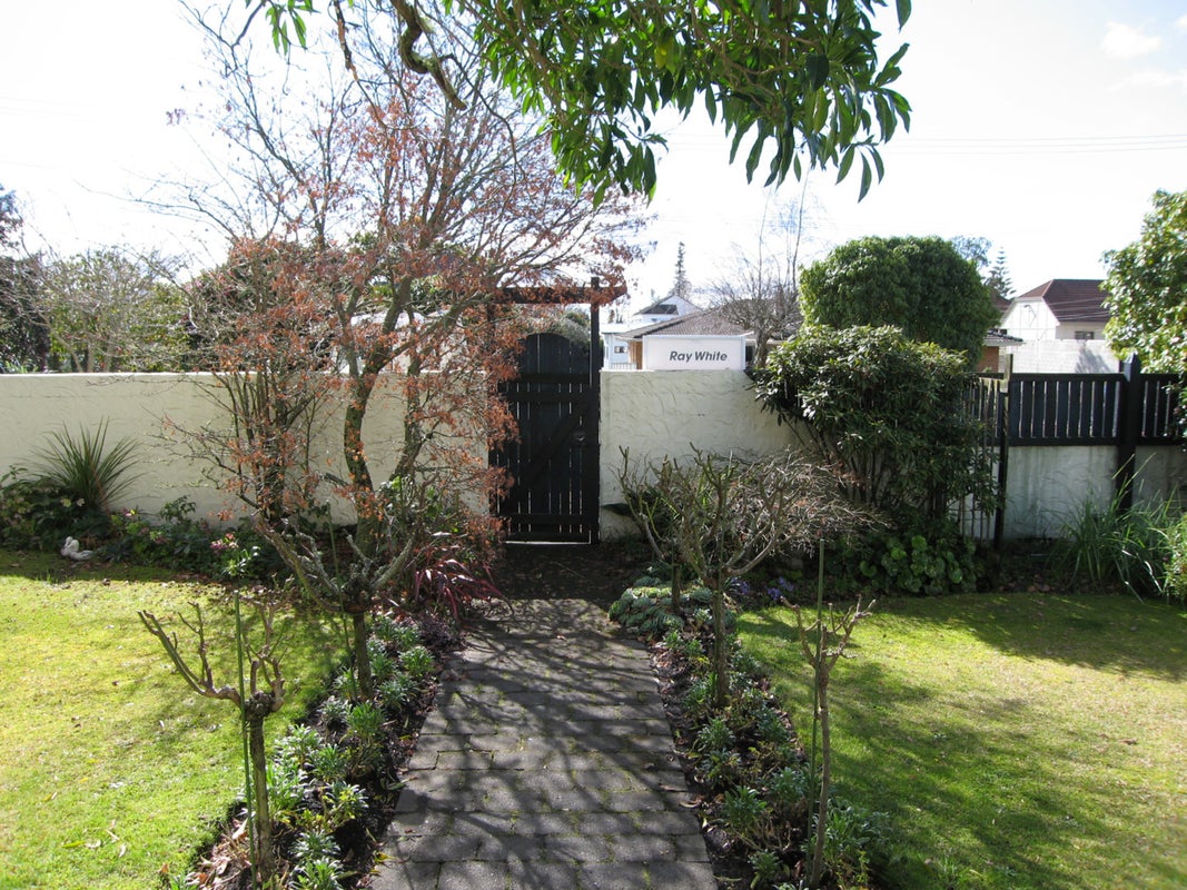 10 Sophia Street, Glenholme, Rotorua - Carousel 2