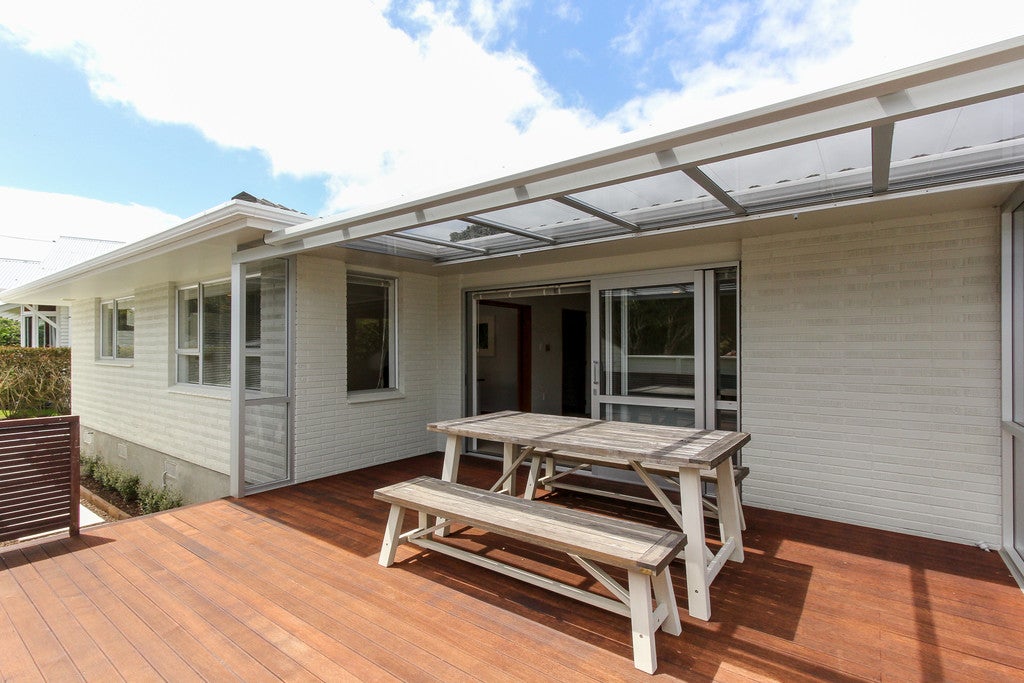 20 George Street, Lower Vogeltown, New Plymouth - Carousel 20