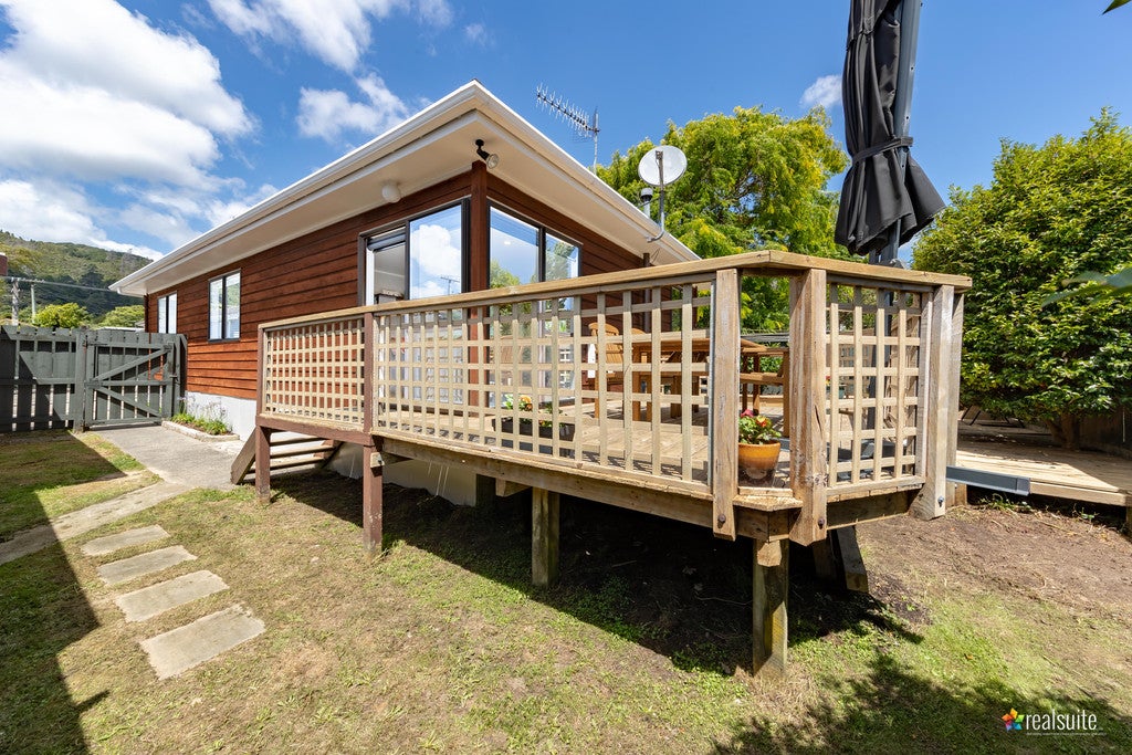 2/410 George Street, Stokes Valley, Lower Hutt - Carousel 1