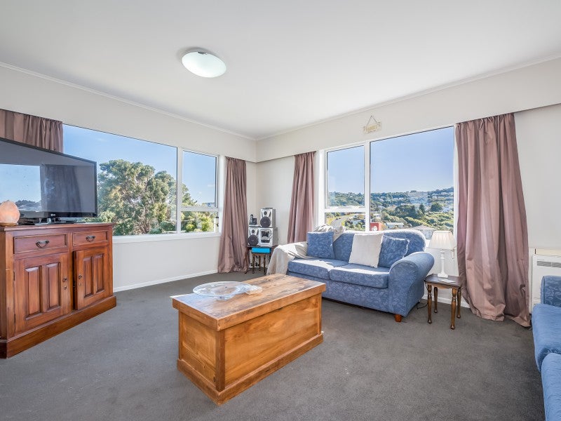 2/25 Mulberry Street, Maungaraki, Lower Hutt - Carousel 2