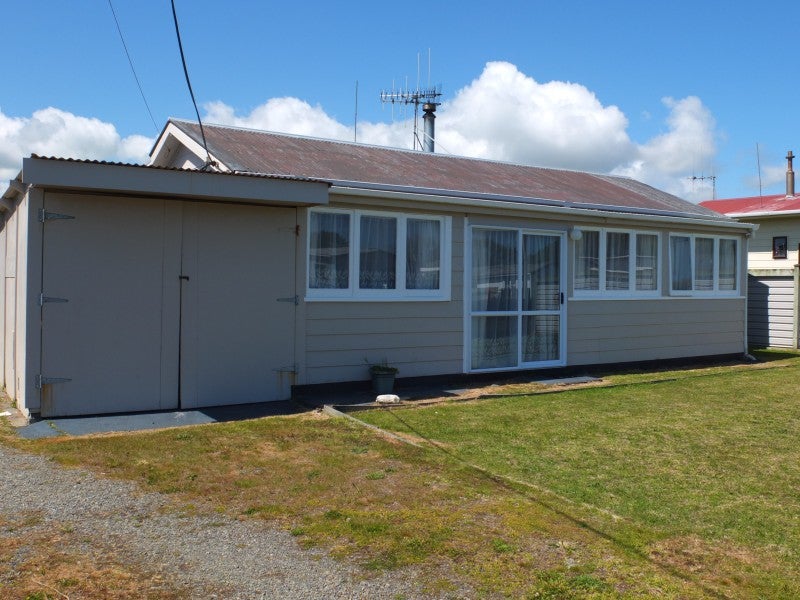 3 Warren Street, Foxton Beach, Foxton - Carousel 2