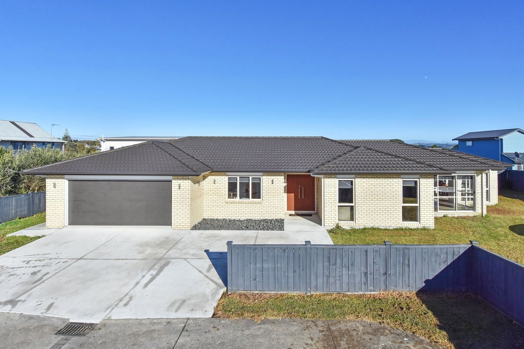 7A Goble Road, Clarks Beach, Pukekohe - Carousel 2