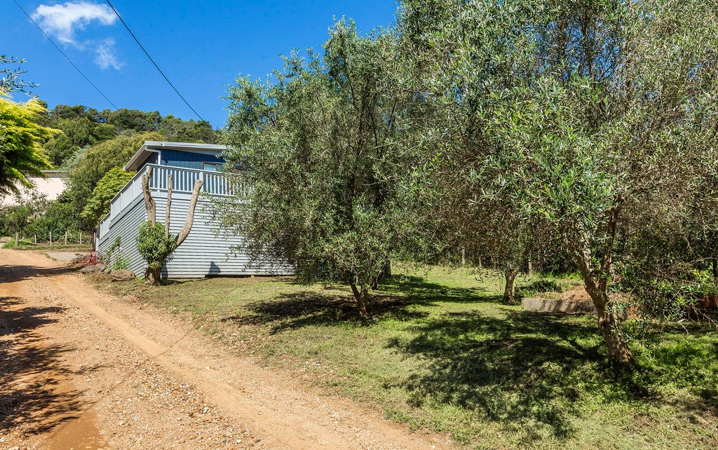 35 Erua Road, Ostend, Waiheke Island - Carousel 13