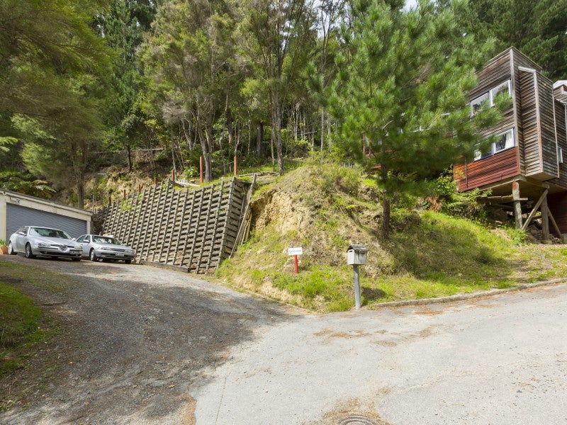 169 PINEHAVEN RD, PINEHAVEN, UPPER HUTT - Carousel 2