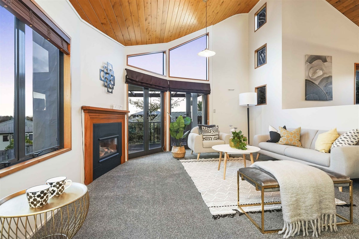 6 Highgate, Rototuna, Hamilton - Carousel 2