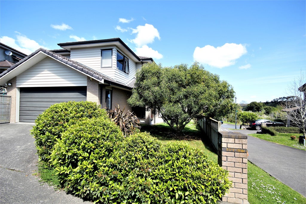 1 Ravine Lane, Oteha, Auckland - Carousel 1