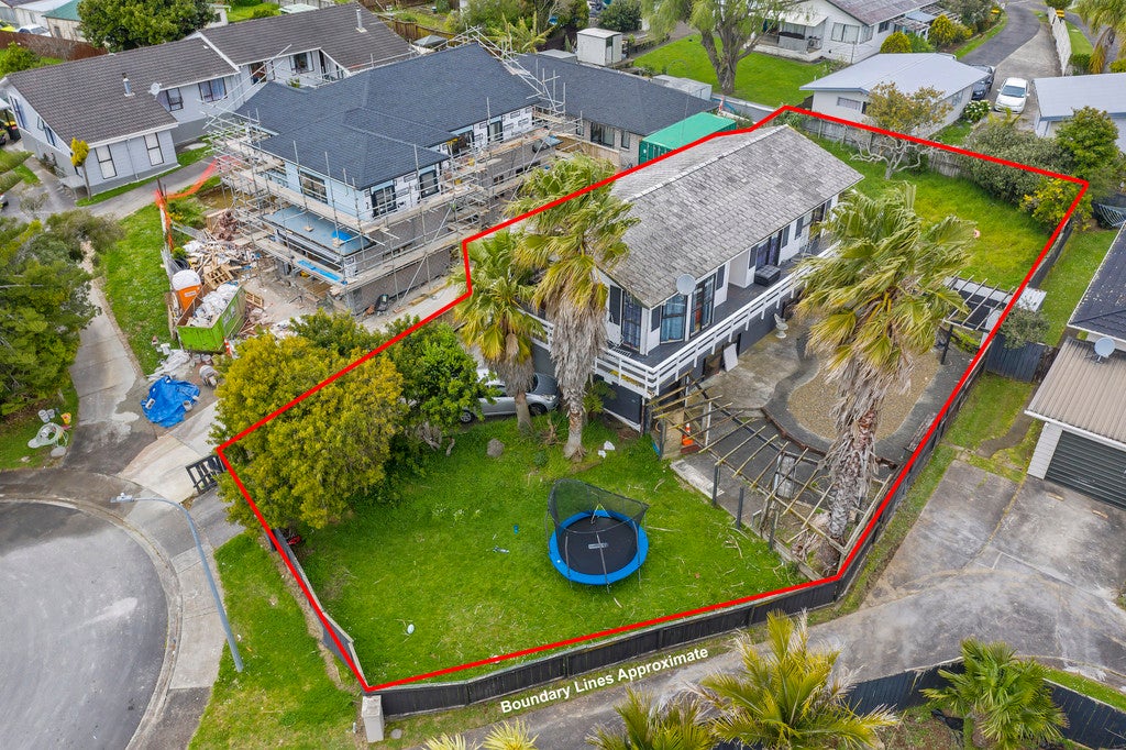22 Pulman Place, Clover Park, Auckland - Carousel 1