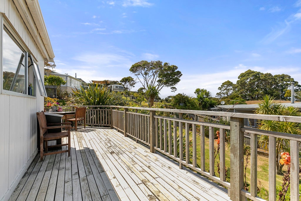 9 Junction Road, Oneroa, Waiheke Island - Carousel 17