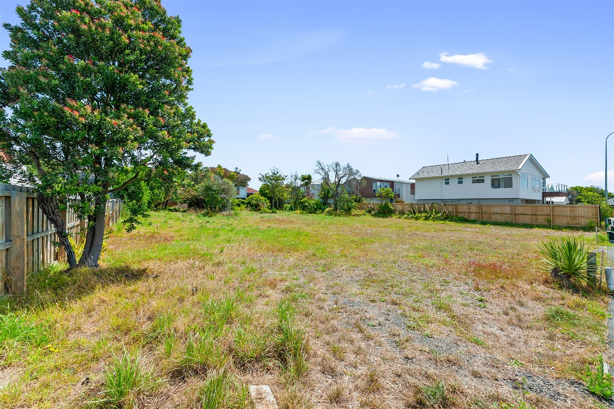 73 Beachville Road, Redcliffs, Christchurch - Carousel 2