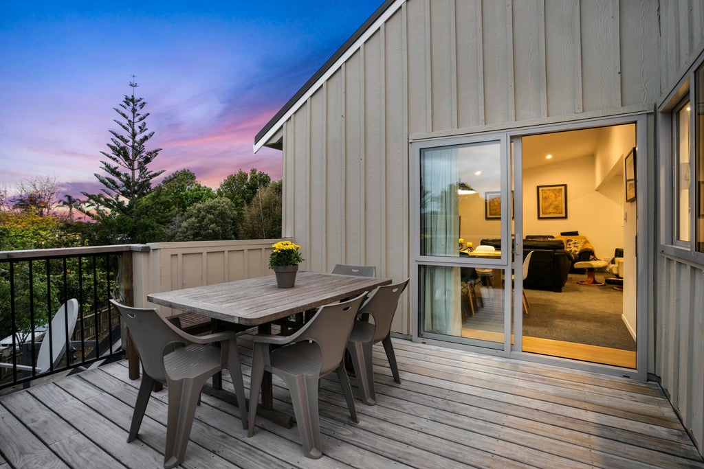 11A Dobell Road, Stanmore Bay, Whangaparaoa - Carousel 2
