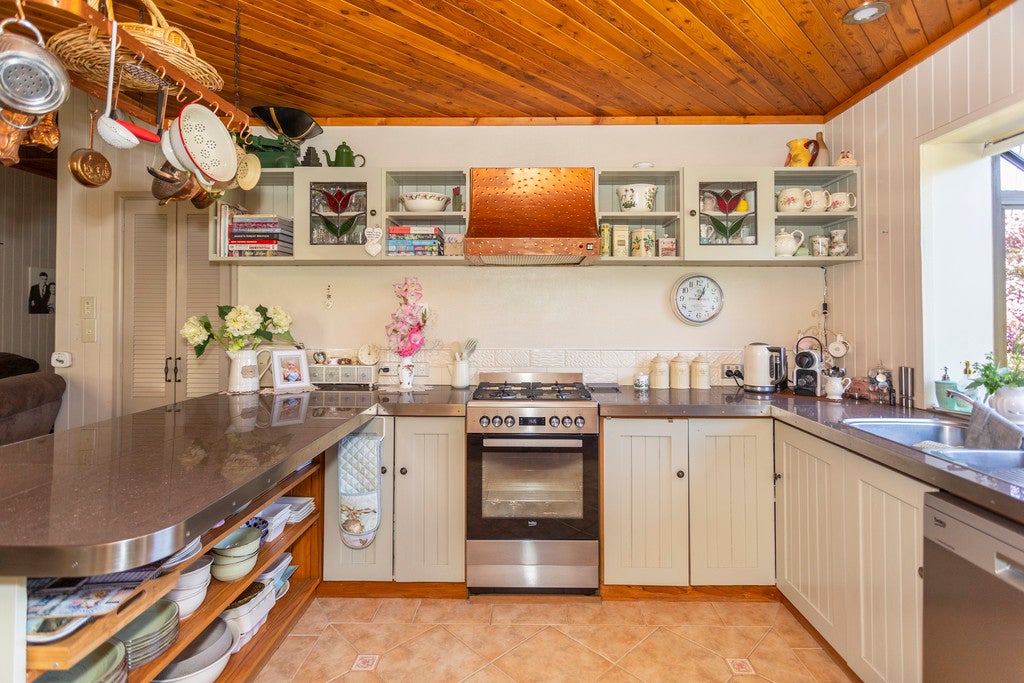 42 Awamoa Road, Holmes Hill, Oamaru - Carousel 2