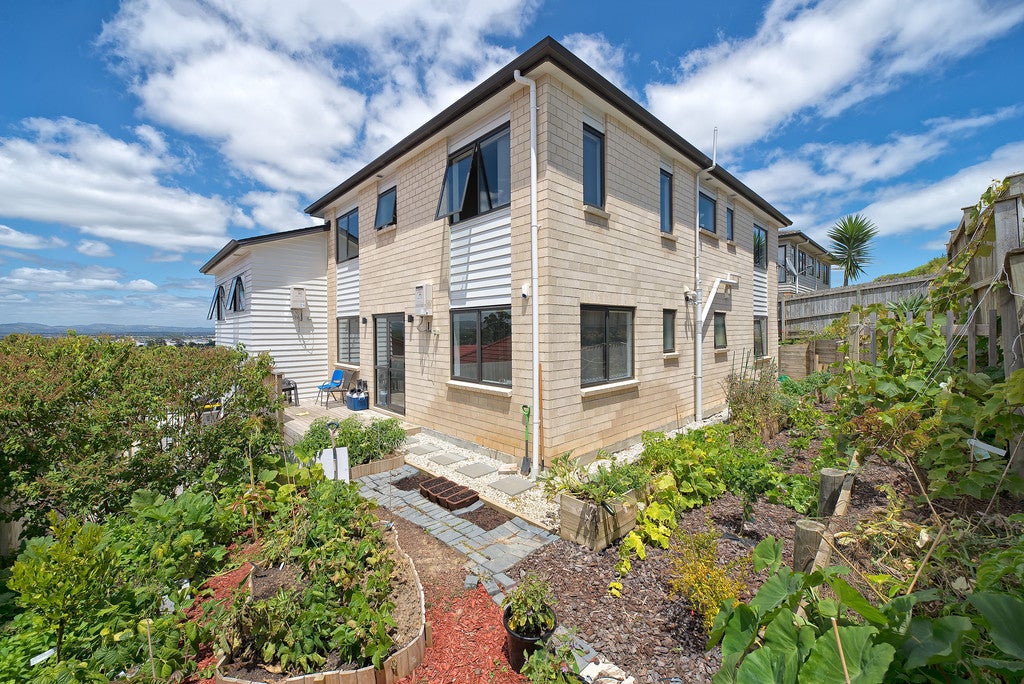 51 Saralee Drive, Manurewa, Auckland - Carousel 12
