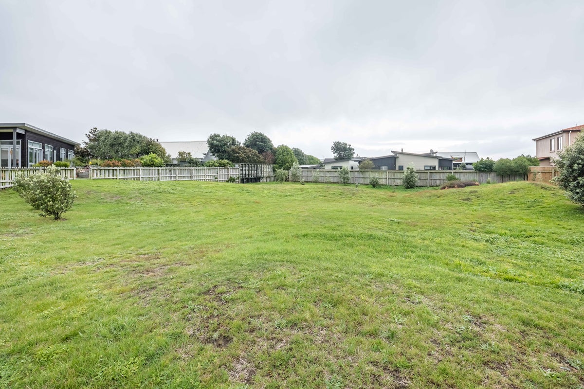 10 Marram Way, Peka Peka - Carousel 2