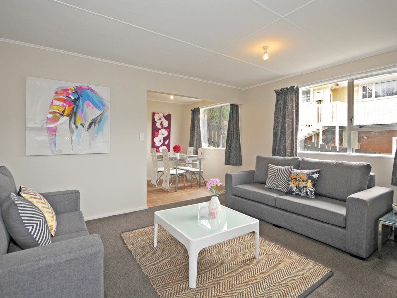 120 George Street, Stokes Valley, Lower Hutt - Carousel 1