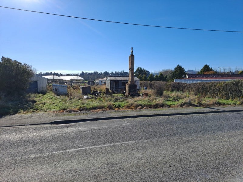 32 Clyde Terrace, Kaitangata, Clutha - Carousel 1