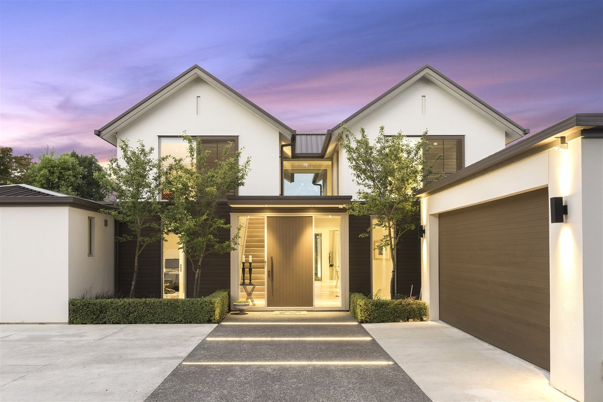 176 Clyde Road, Burnside, Christchurch - Carousel 2