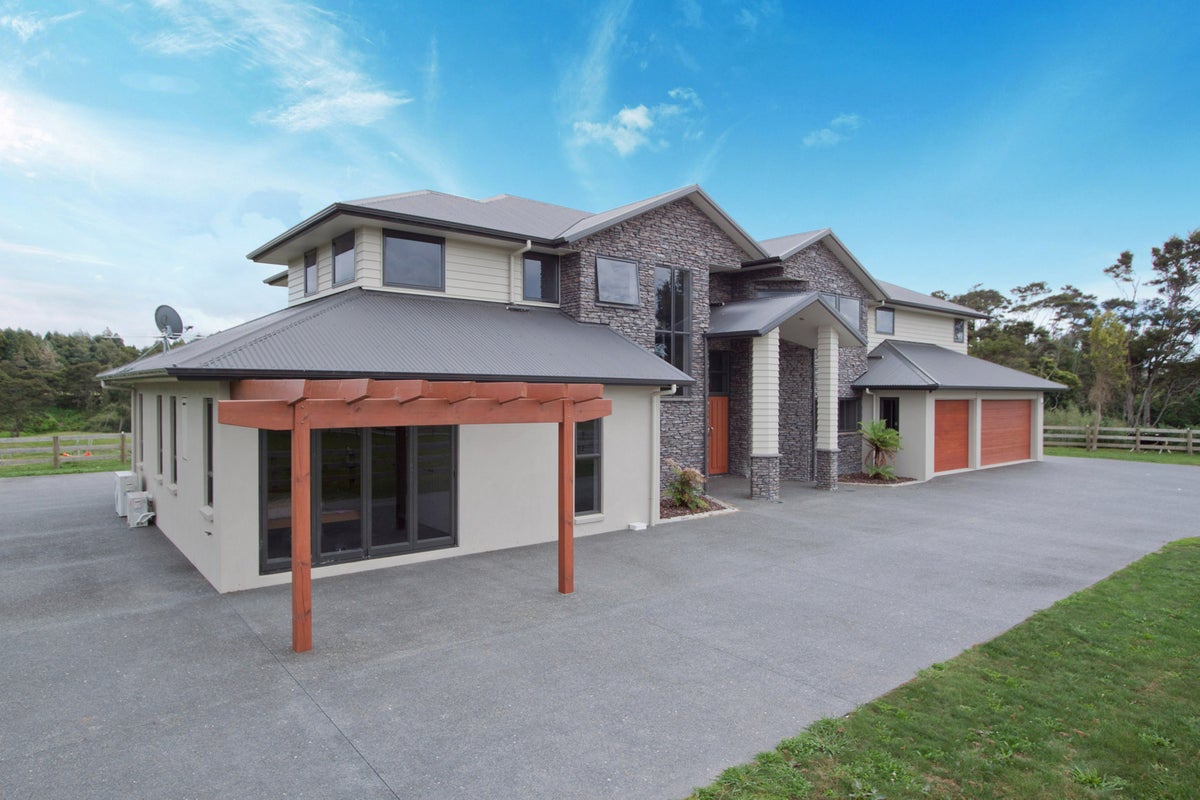 2375 Kakaramea Road, Whatawhata - Carousel 1