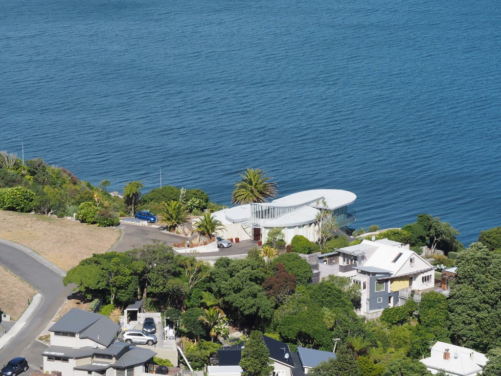 12 Sovereign Point, Kaiwharawhara, Wellington - Carousel 20