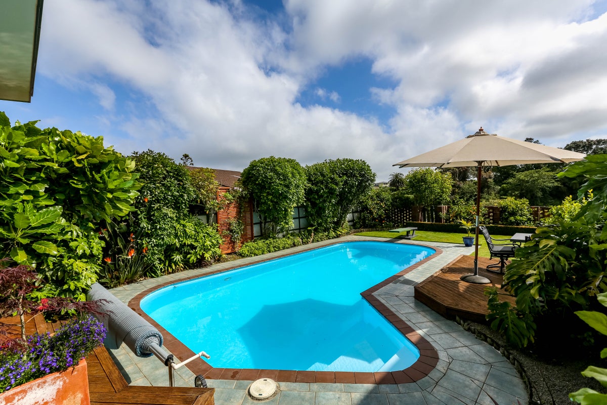 15 Nevada Drive, Merrilands, New Plymouth - Carousel 20