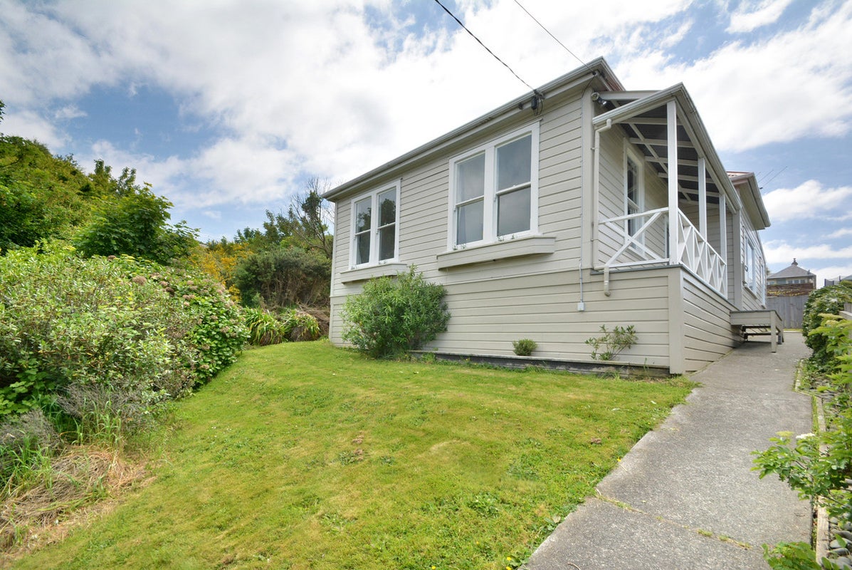 62 South Road, The Glen, Dunedin - Carousel 1