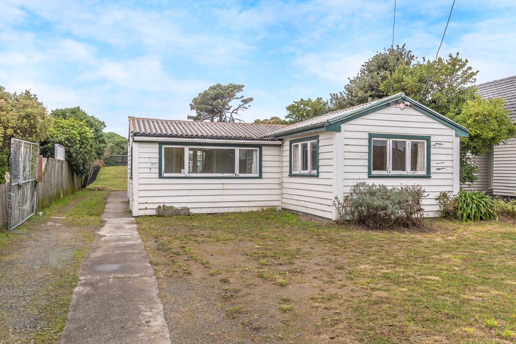 181 Pine Avenue, South New Brighton, Christchurch - Carousel 1