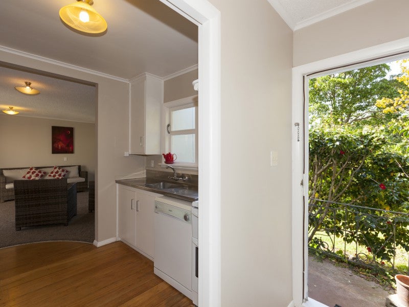 213 Matai Road, Raumati Beach, Paraparaumu - Carousel 2