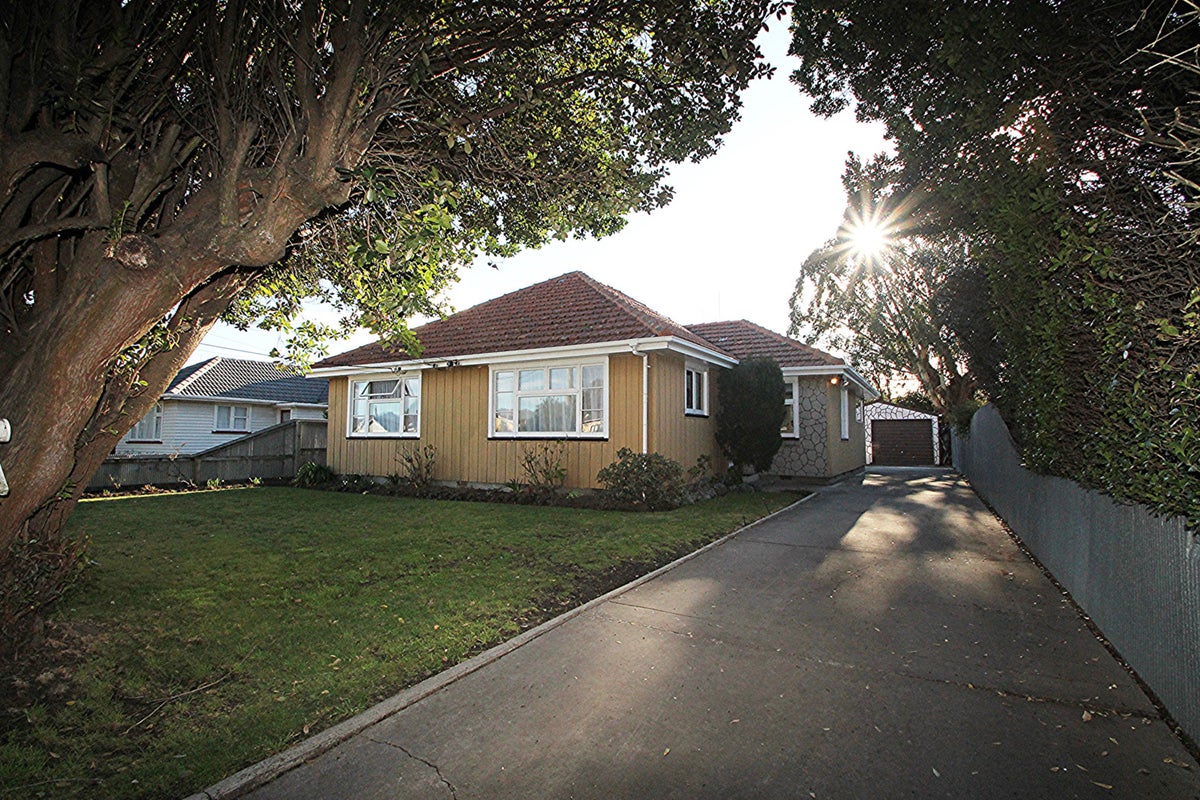 117 Pages Road, Wainoni, Christchurch - Carousel 1