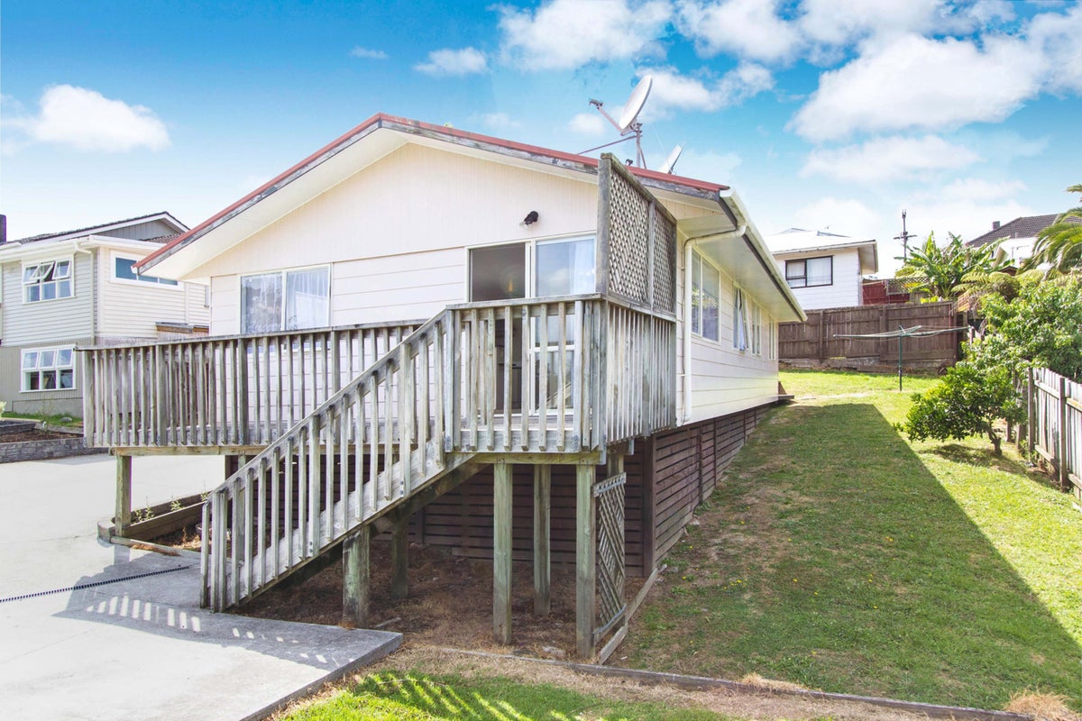 10A Kiernan Place, Kelston, Auckland - Carousel 2