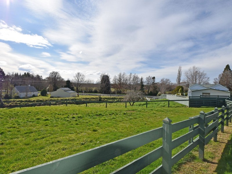 8 Hughies Lane, Otautau, Otautau - Carousel 2