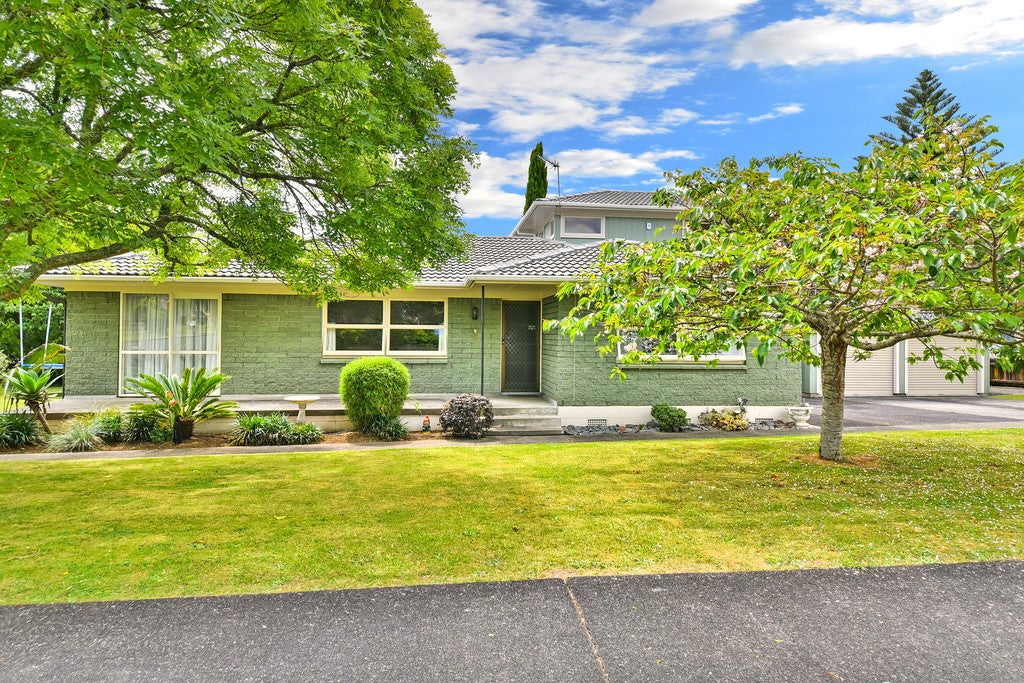 2 Ross Place, Opaheke, Papakura - Carousel 2