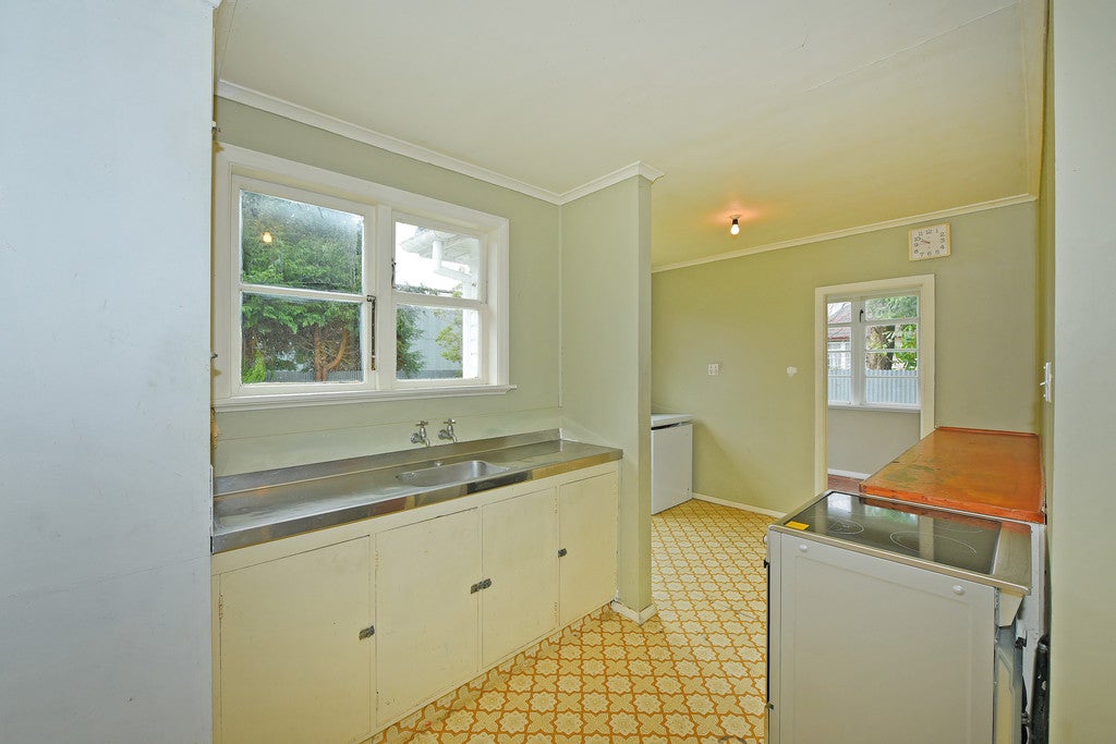 25 William Booth Grove, Trentham, Upper Hutt - Carousel 2