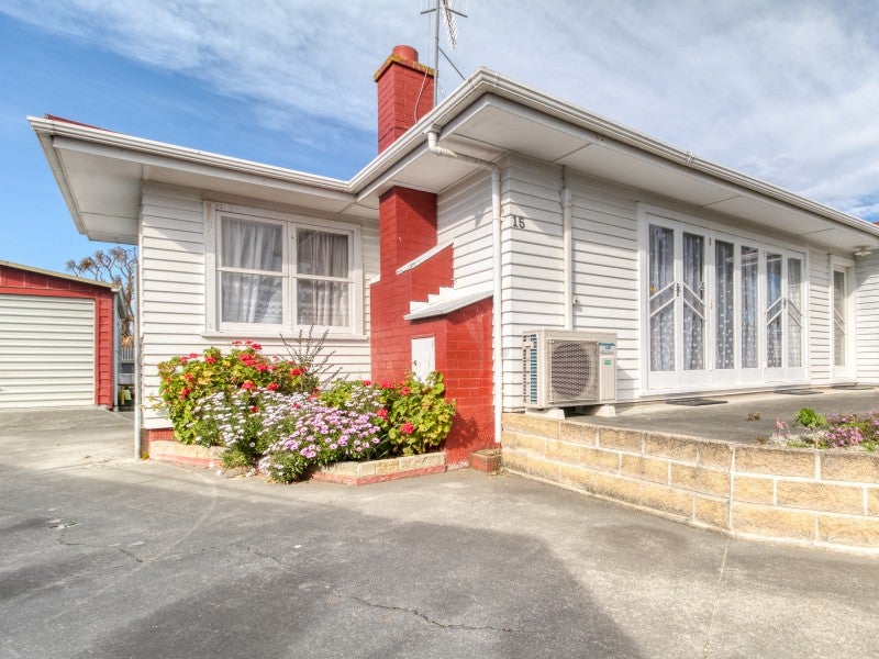 15 Lodge Road, Maraenui, Napier - Carousel 1