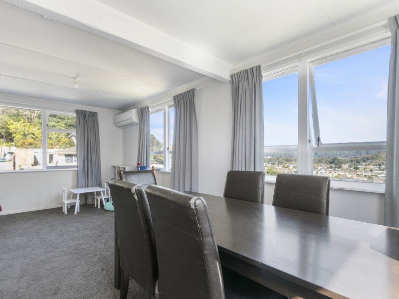 1 Tuam Grove, Wainuiomata, Lower Hutt - Carousel 2