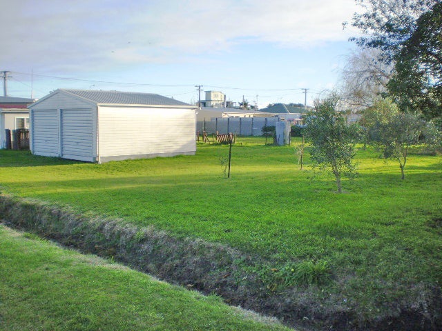 2A Kennedy Street, Foxton Beach, Foxton - Carousel 1