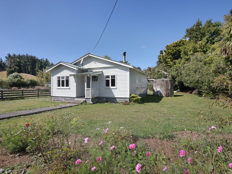 38 Ongo Road, Hunterville - Carousel 1