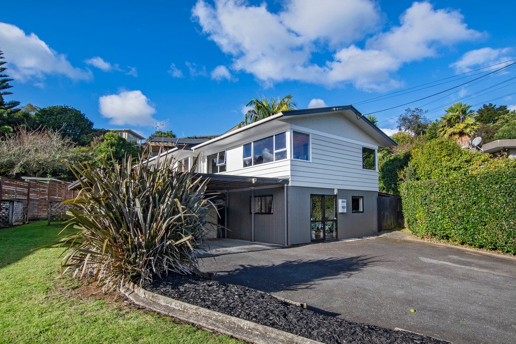 73 Carr Street, Kamo, Whangarei - Carousel 1
