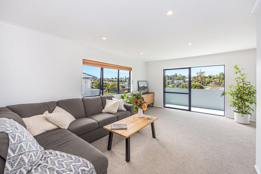 2/24 Charlotte St, Stanmore bay, Whangaparaoa - Carousel 2