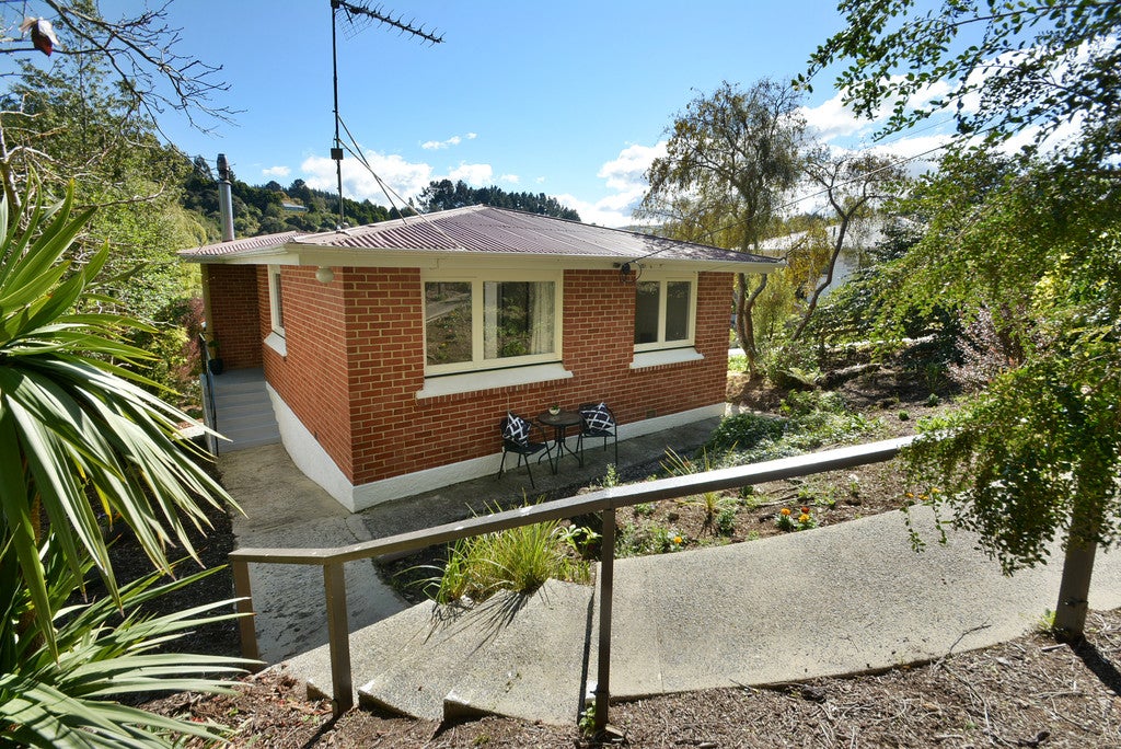 93 Martin Road, Fairfield, Dunedin - Carousel 1