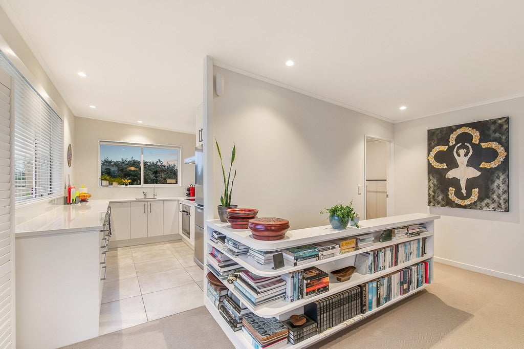 1A Mountain View Road, Morningside, Auckland - Carousel 26