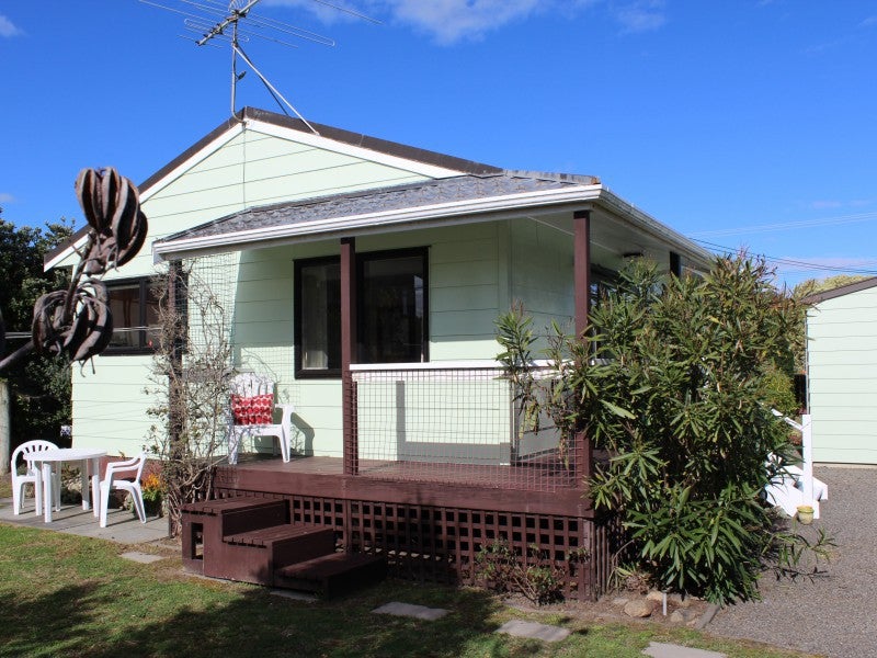 7 William Street, Waikanae Beach, Waikanae - Carousel 2